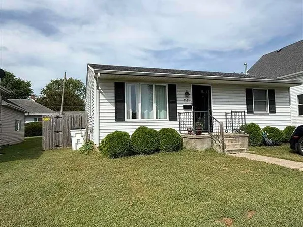 1141 S 3rd St, Clinton, IN 47842