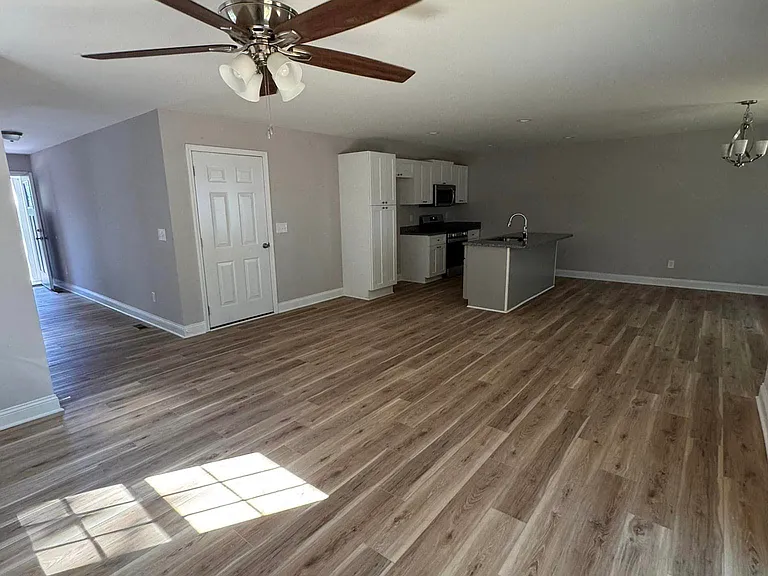 895 S Henley St — Photo 12