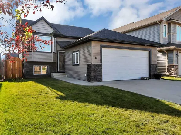 12 E Kensington Close, Red Deer, AB T4P 0H5