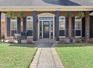 202 Trailwood Ln, Lafayette, LA 70508