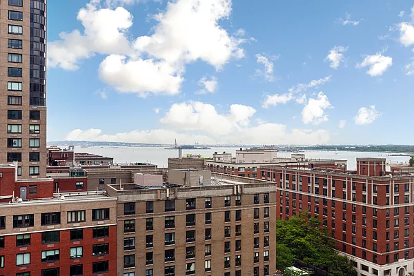 Rented by Platinum Properties | media 29