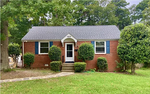 1606 Rockwood Rd Photo 1