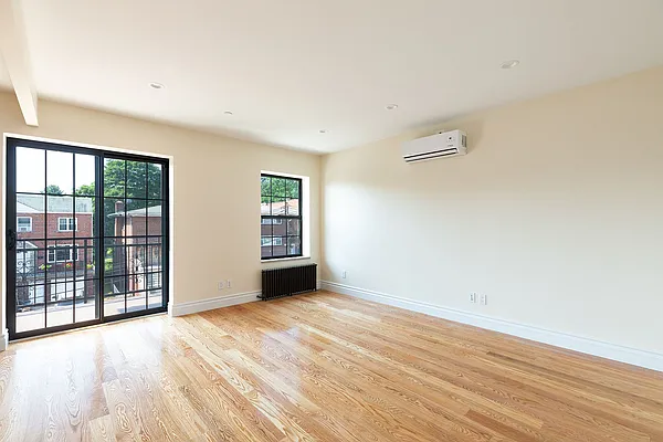 Rented by Compass | media 25