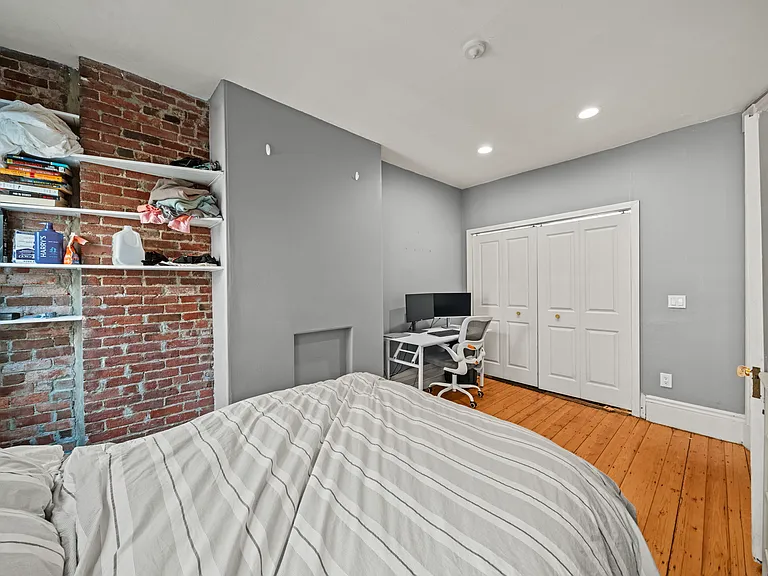 19 Cortes St #3 — Photo 10