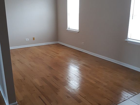 3rd image of 3324 E 136th St APT 2N