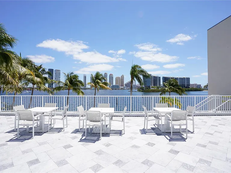 3370 Hidden Bay Dr #213 — Photo 36