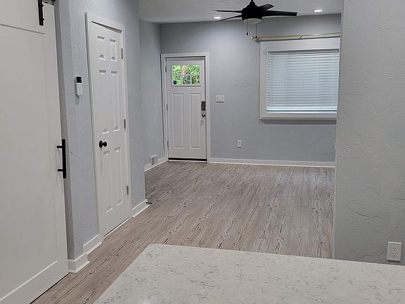 4th image of 110 Handler St #110