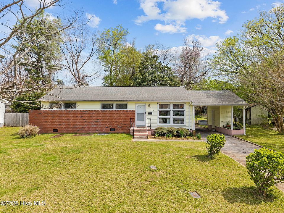 1st image of 706 Vernon Drive