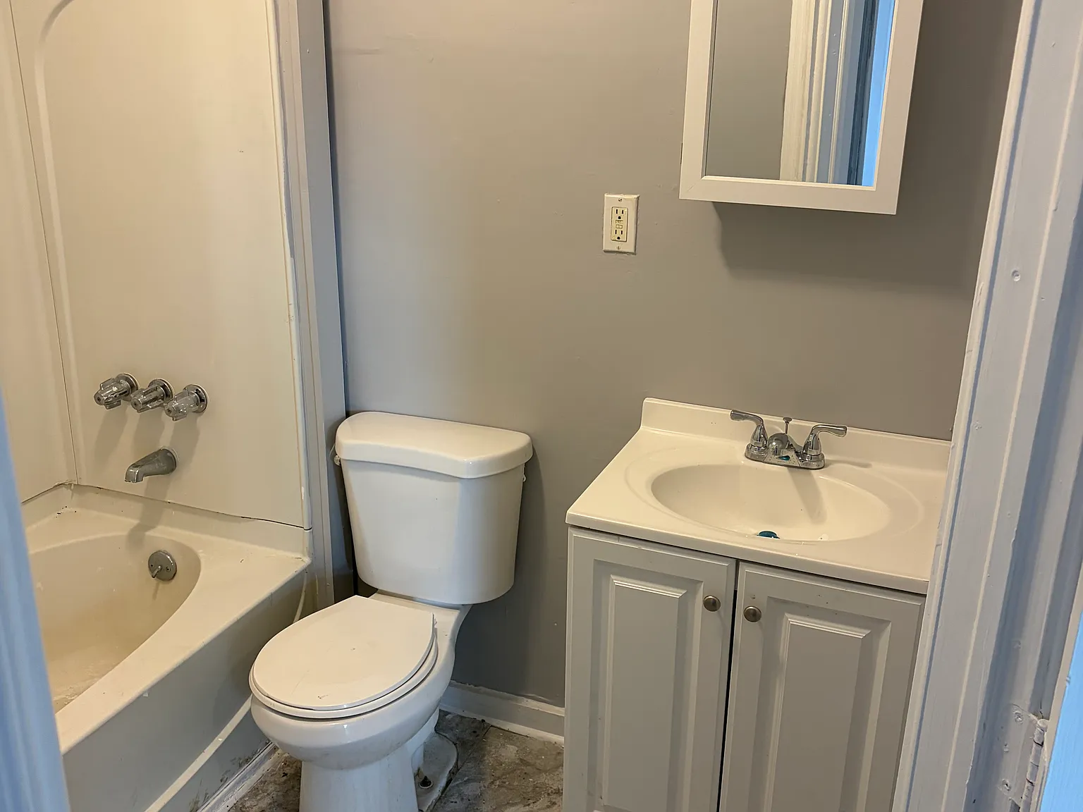 1 bed, 500 sqft, $1,100 — Photo 2