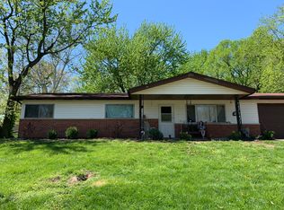 1811 Elm Tree St, Saint Peters, MO 63376