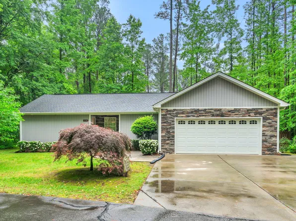 1530 Delaware Pl, Sanford, NC 27332