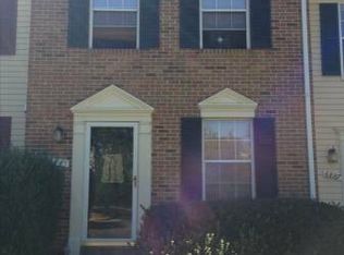6885 Chasewood Cir, Centreville, VA 20121