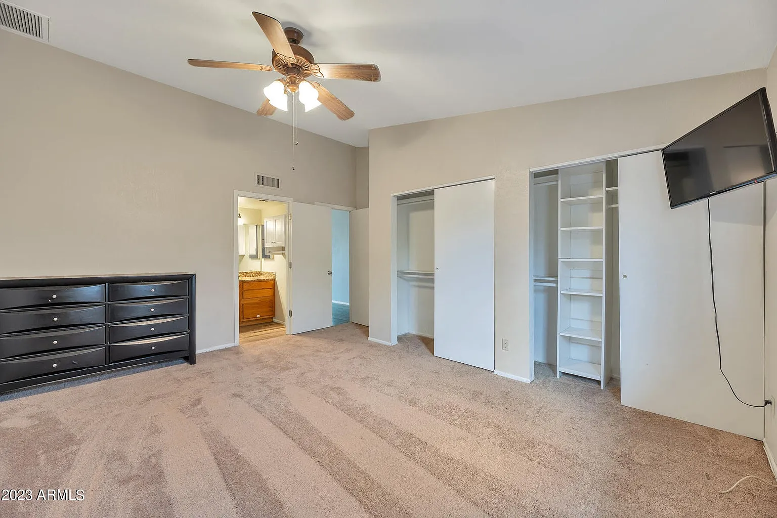 3 bed, 1558 sqft, $2,800 — Photo 4