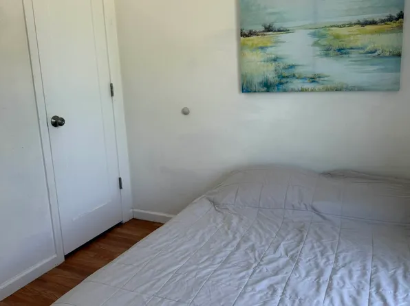 3626 Bayview Avenue image 13 of 32