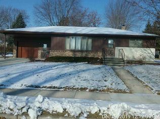 2204 Hickory Ln, NEW HOLSTEIN, WI 53061