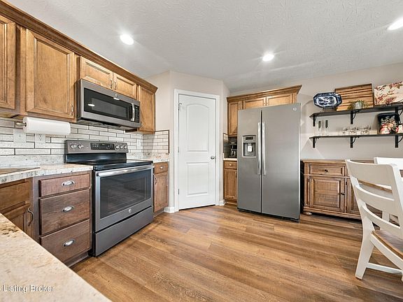 4th image of 314 John Hudson Ln