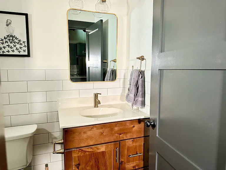 437 W Grant St #204-2-4 — Photo 6