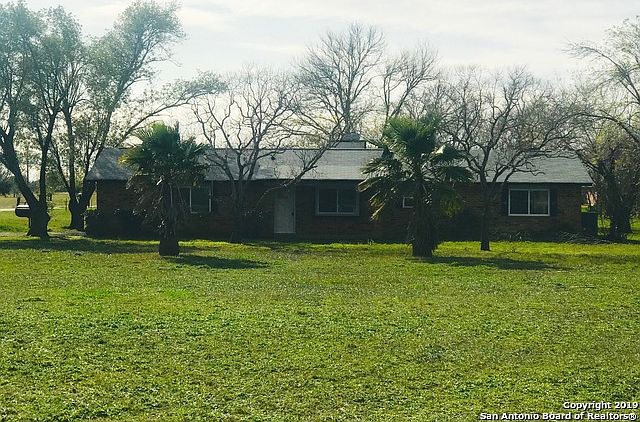 1st image of 611 Deer Trail Dr