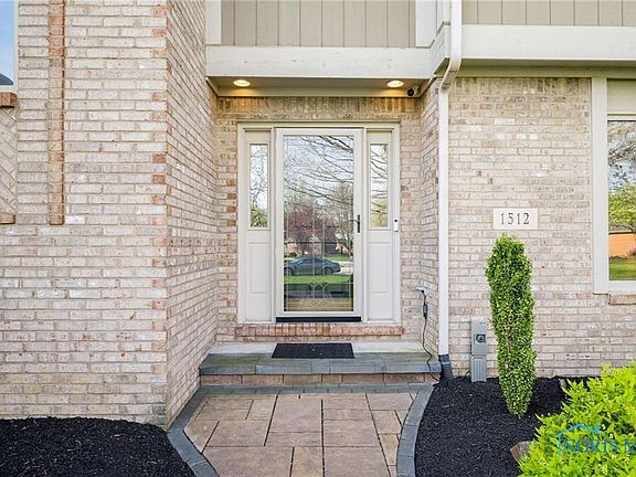 2nd image of 1512 Riverview Ct