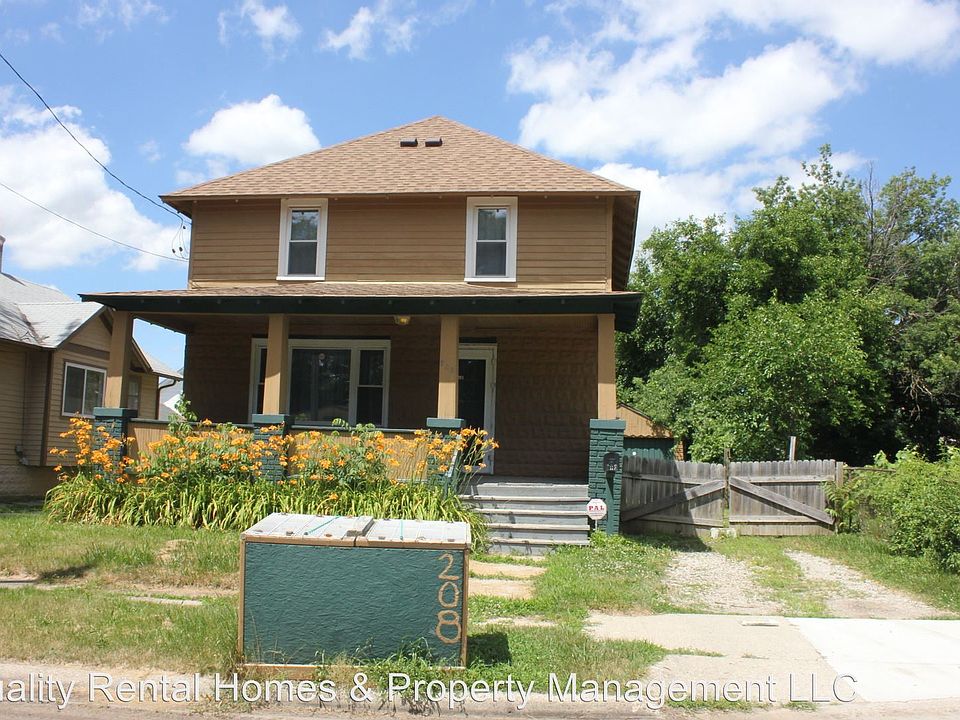 1st image of 208 W Belvidere Ave