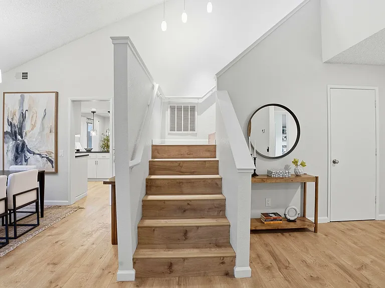 8 Coyle Creek Cir — Photo 26
