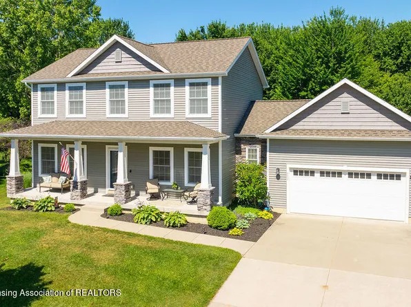 662 Emily Ln, Haslett, MI 48840