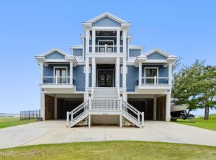 4727 E Belle Fontaine Rd, Ocean Springs, MS 39564