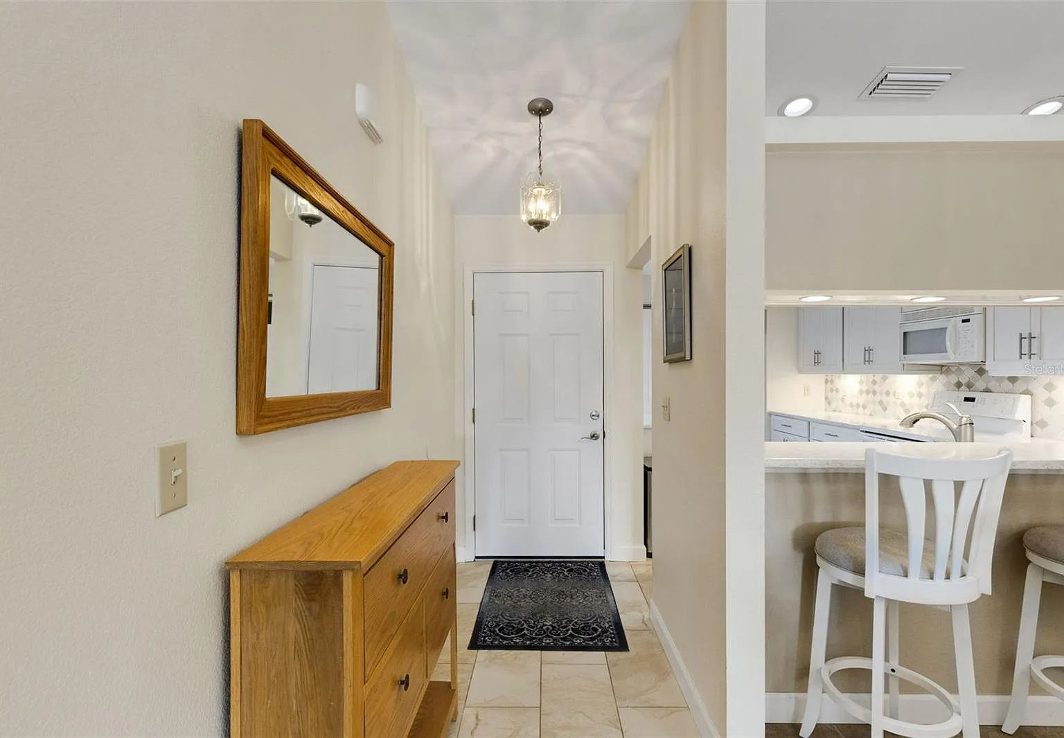 2 bed, 1453 sqft, $2,500 — Photo 3
