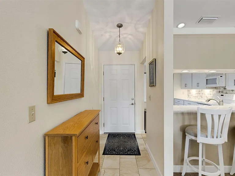 1233 Spoonbill Landings Cir — Photo 3