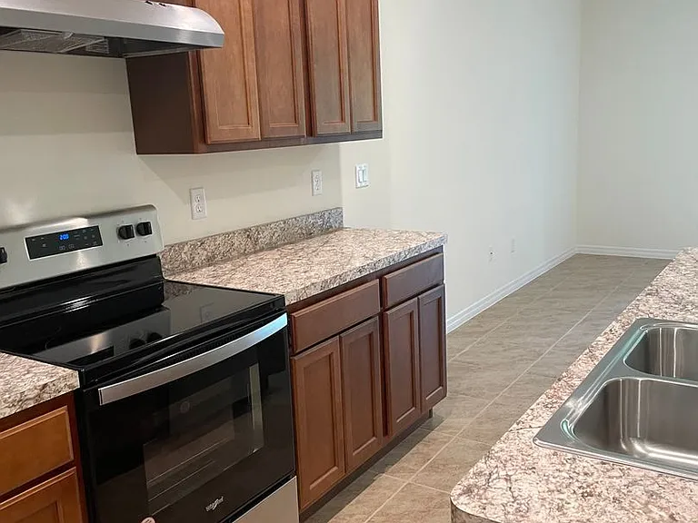 1249 Yellow Finch Dr — Photo 10
