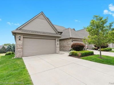 5624 Knob Hill Cir, Clarkston, MI, 48348