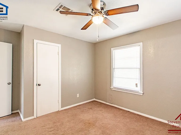 2610 NW Lindy Ave — Photo 40
