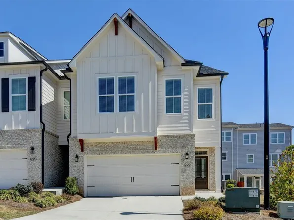 1222 Westshore Dr, Cumming, GA 30041
