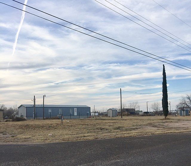 1st image of 1370 SE 601st #601