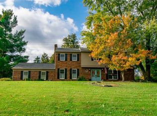 527 Pepper Ridge Rd, Cincinnati, OH 45244