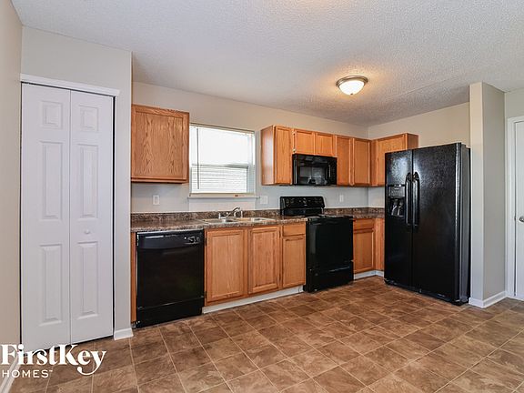 5th image of 9208 Wandflower Dr