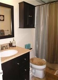 BATHROOM2