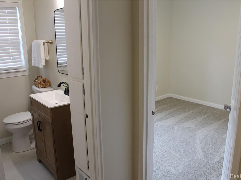 12610 Virgil St, photo 27