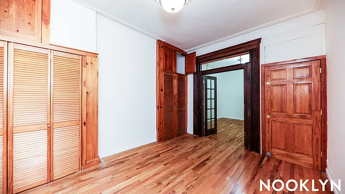 Rented by Nooklyn NYC LLC | media 12