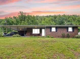 35 Rocky Hill Cir, Hazard, KY 41701