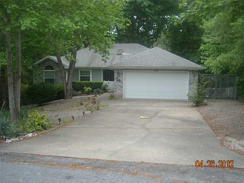 1st image of 10 Stirling Pl