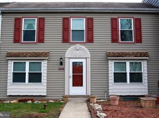 6661 Pickwick Ct, Bensalem, PA 19020