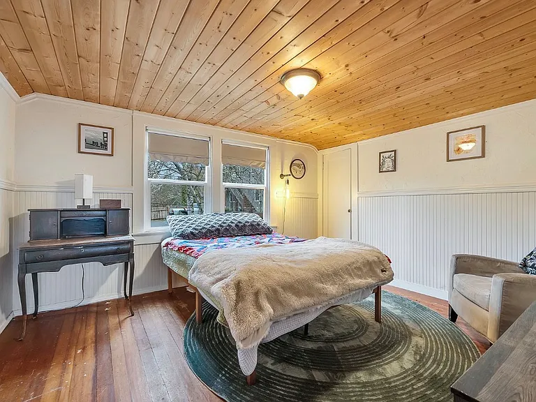 35210 Orchard Ln — Photo 7