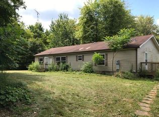 5951 Loveland Rd, Jefferson, OH 44047
