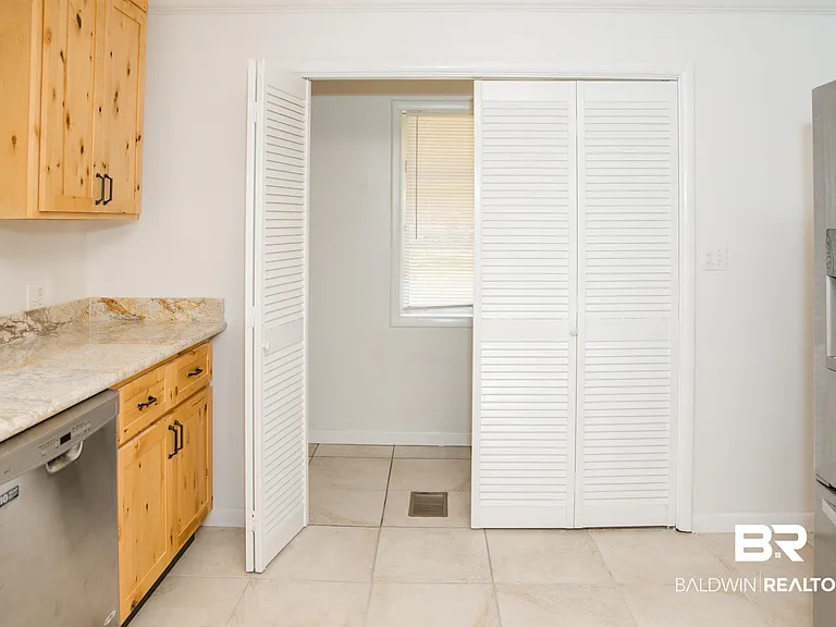 7099 Pinehill Rd — Photo 8