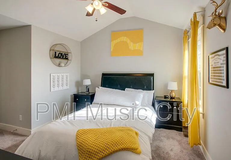 121 Porter Ter — Photo 11