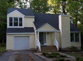 9201 Winters Hill Ct, North Chesterfield, VA 23236