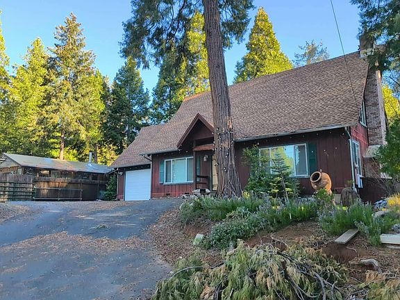 2nd image of 23941 Redwood Ct
