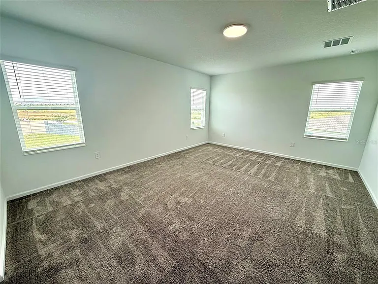 2970 Armstrong Ave — Photo 26