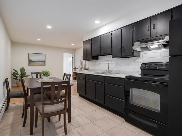 5661 W Green Meadows Pl #303